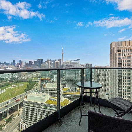 2 Bedroom Waterfront Condo Downtown W/ Free Parking Toronto Exteriér fotografie