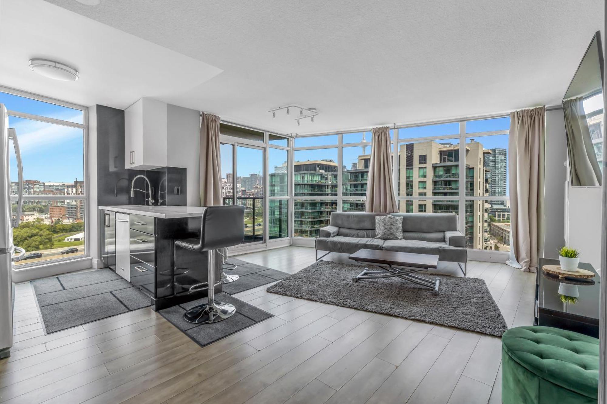 2 Bedroom Waterfront Condo Downtown W/ Free Parking Toronto Exteriér fotografie